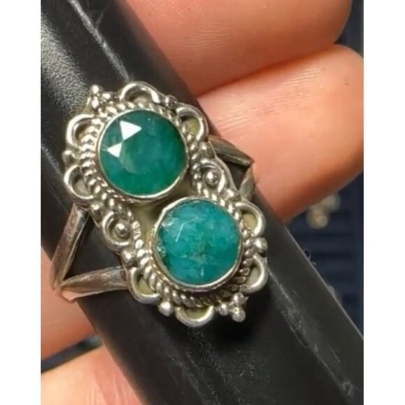 925 Sterling Silver Ring With Double Blue Stones - Picture 1 of 7